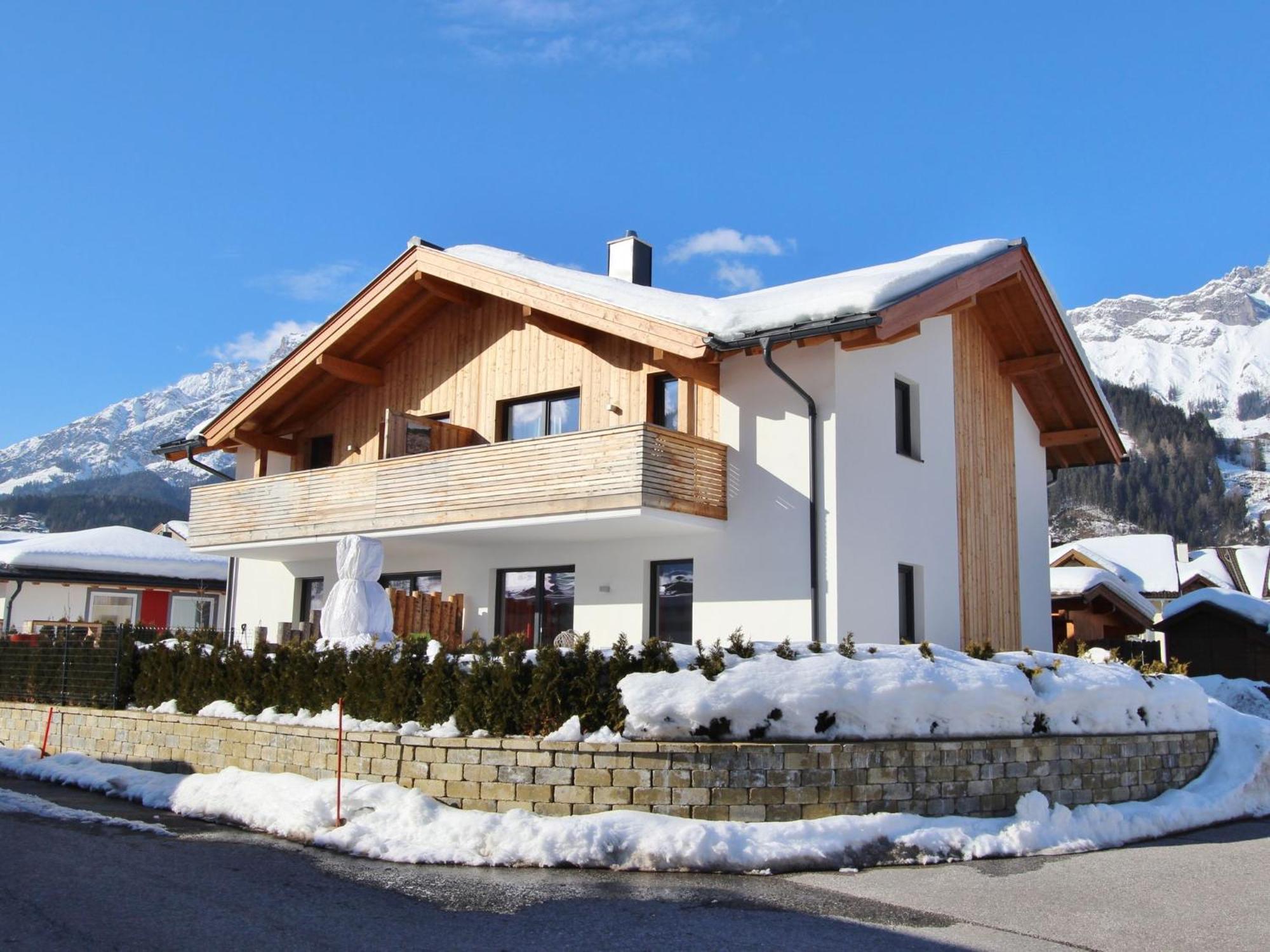 Modern Holiday Home In Leogang With Private Sauna 外观 照片