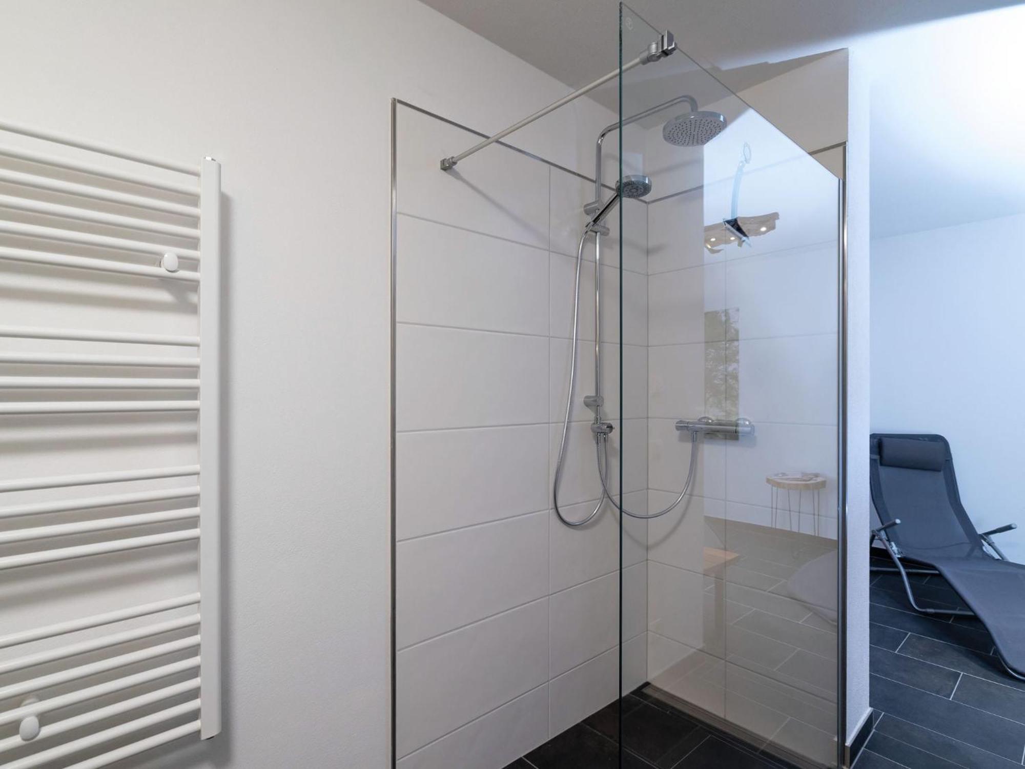 Modern Holiday Home In Leogang With Private Sauna 外观 照片